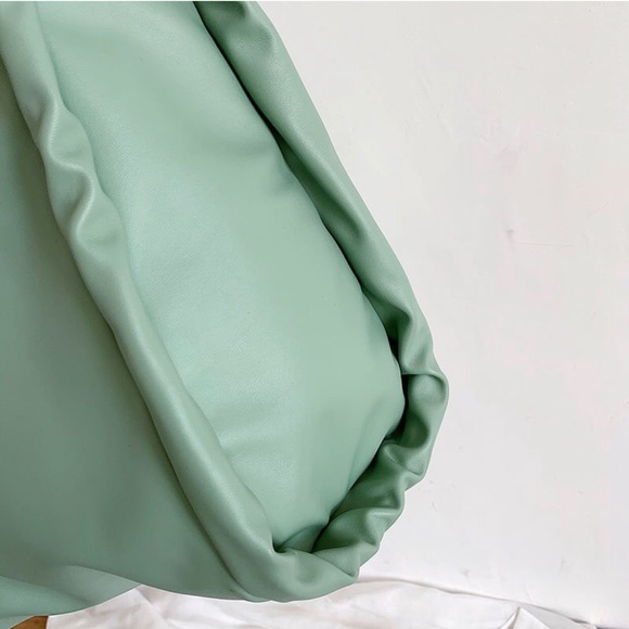 Casual Shoulder Large Capacity Hand Bag - Picture 4 of 8